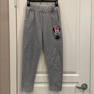 WOMENS GRAY MINNIE MOUSE SWEATPANTS SIZE SMALL🐭🐁🎀🩶🏰